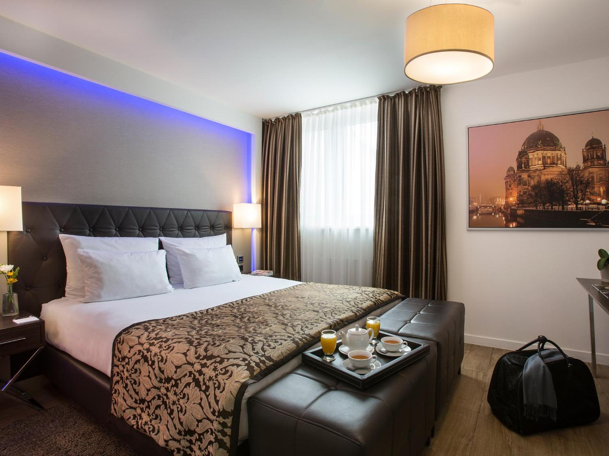 Homaris West Side (Adults Only) Hotel Berlin Bagian luar foto